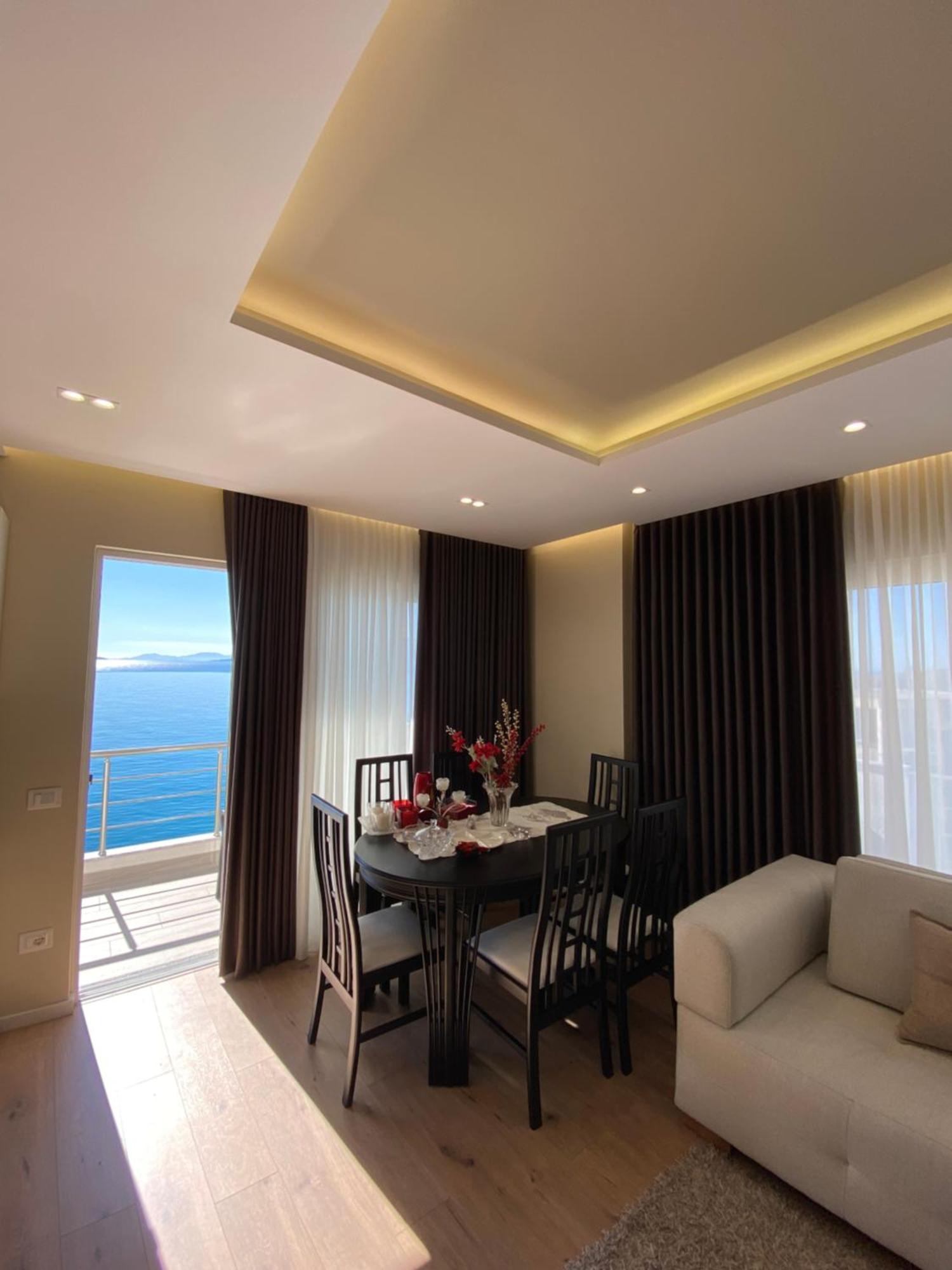 Erioni Hotel Sarandë Esterno foto